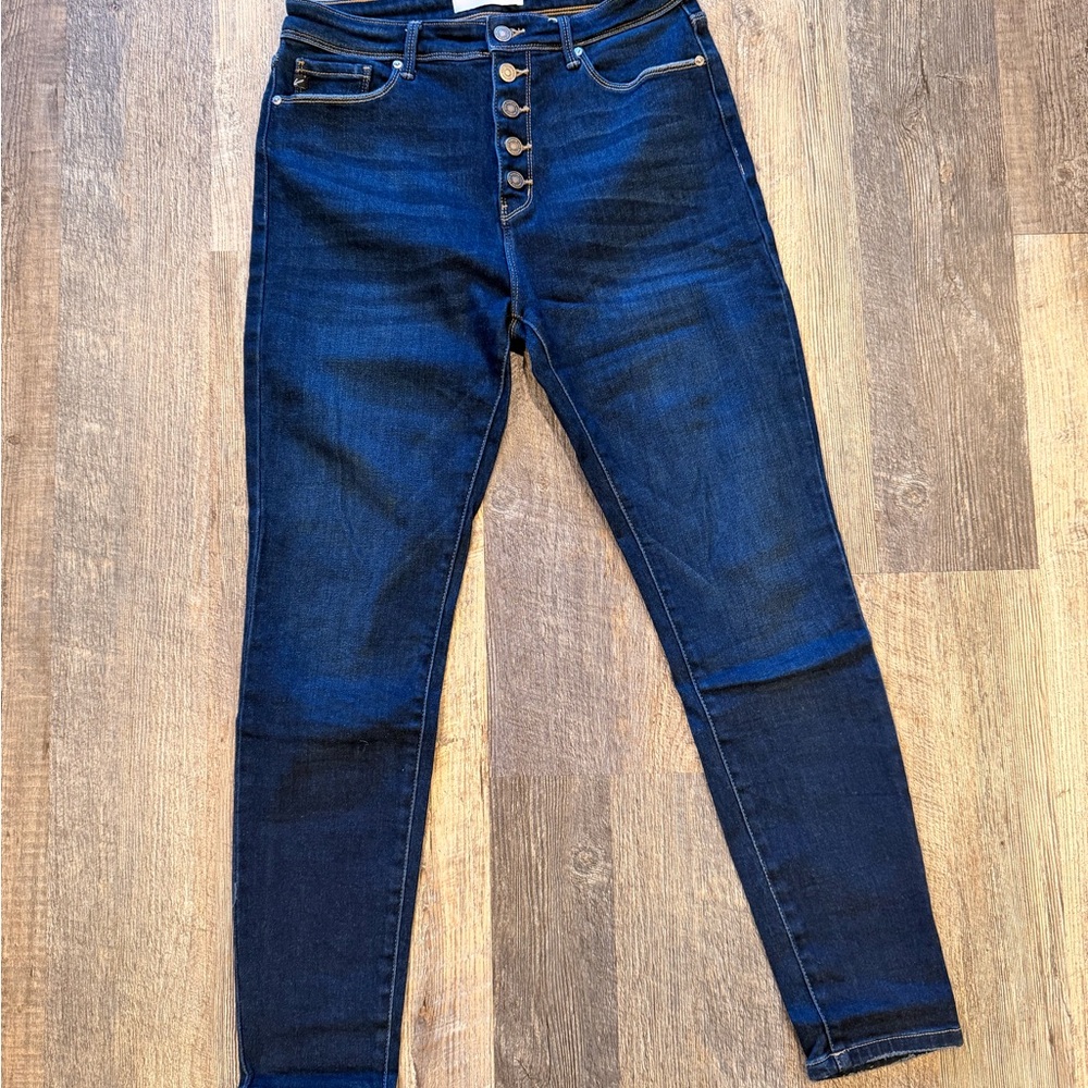 Women’s KanCans High Rise Skinny Jeans Dark Wash Size 11/29